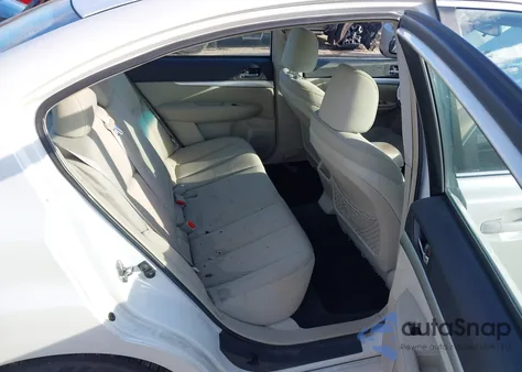 2011 Subaru Legacy 2.5I Premium z USA, uszkodzony, nr VIN 4S3BMCG69B3238911